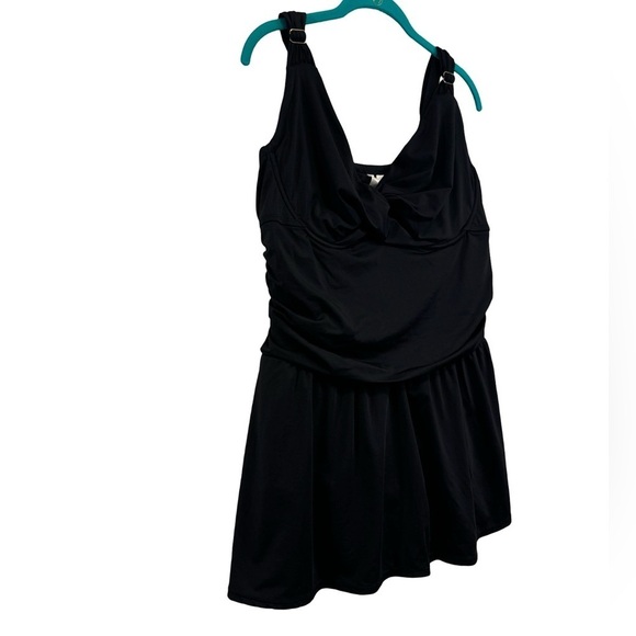 Anne Cole Plus Size Black One Piece Skirt Swim Suit Size 18W - Picture 5 of 15